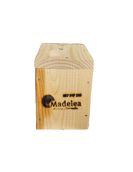 Nido de Madera para Pájaros de Pino Macizo – 3 Diseños